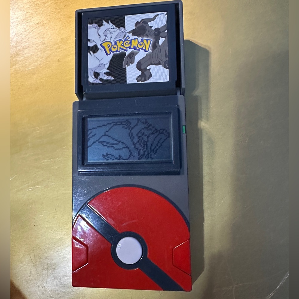 Pokémon Pokedox Electronic Black & White Talking Handheld Game 2011 WORKS! - Picture 5 of 16